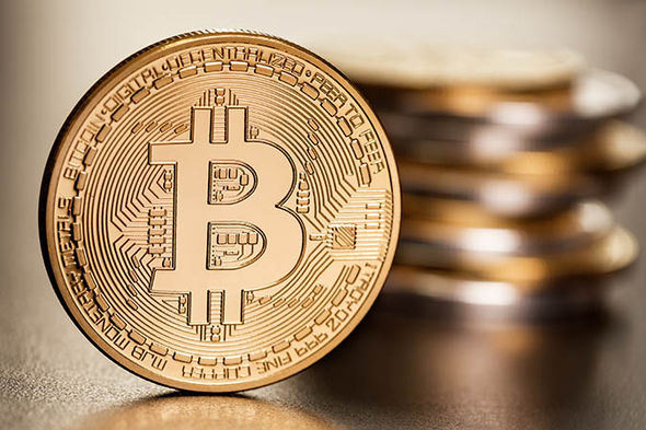 مستلزمات تعدين البيتكوين bitcoin : ضمان محلي ٣ سنوات