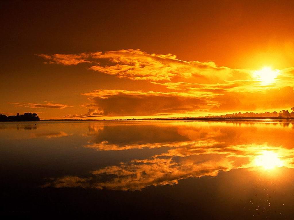 Sunset-In-Lake-Wallpaper-HD.jpg