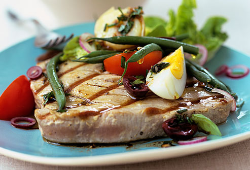 getty_rm_photo_of_tuna_steak_with_vegetables.jpg