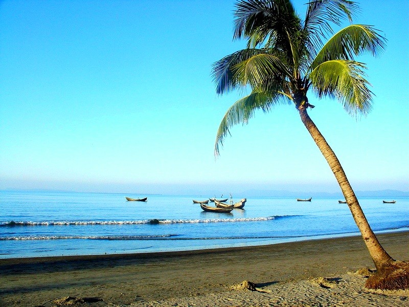 Saint-Martins-beach-Bangladesh-1.jpg