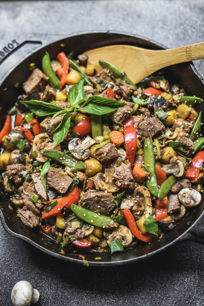 30-Minute Thai Basil Asian Steak Stir-Fry (2).jpg