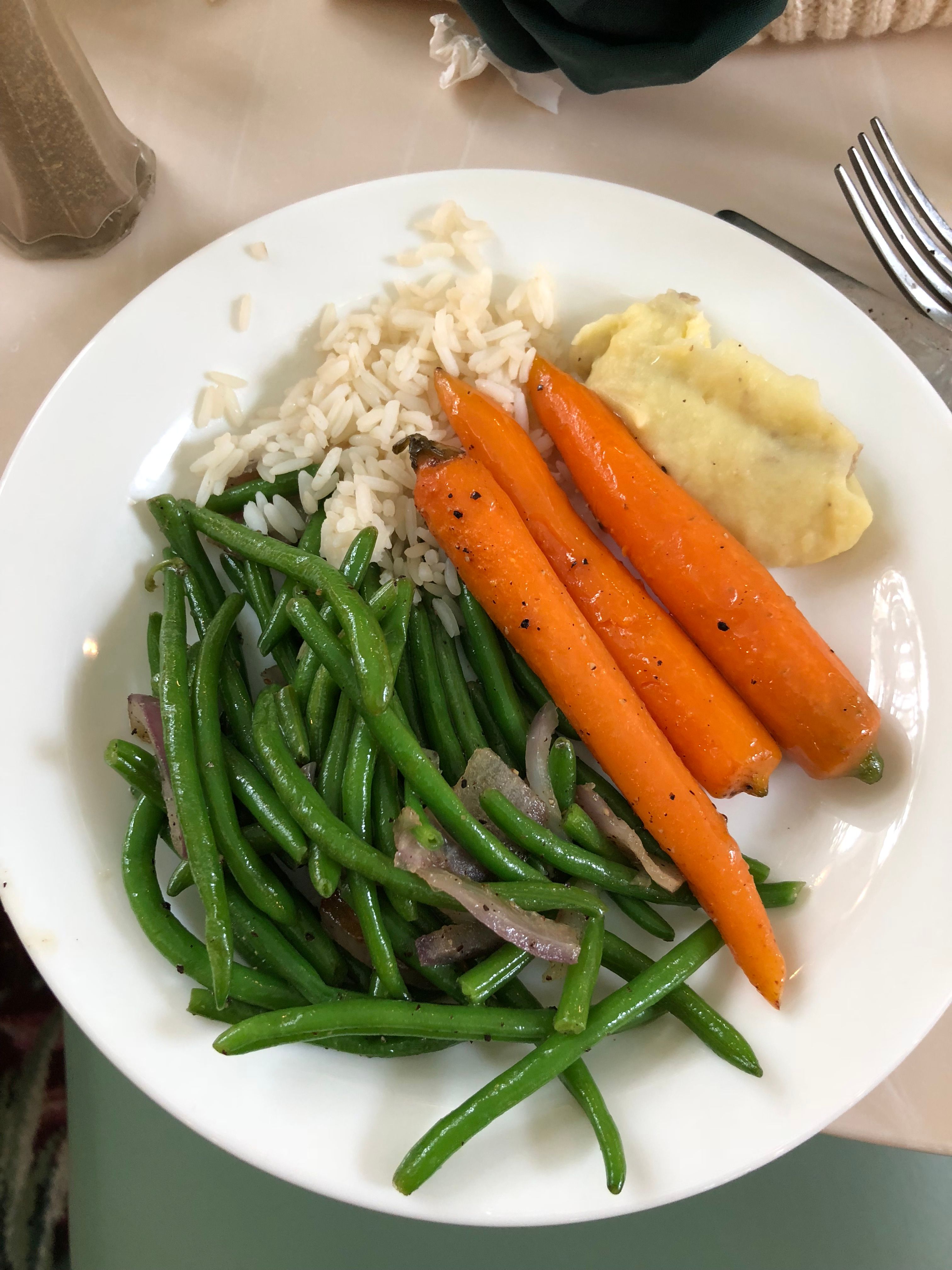Green beans and carrots Lunch Buffet in Walt Disney World at Crystal Palace!.jpg