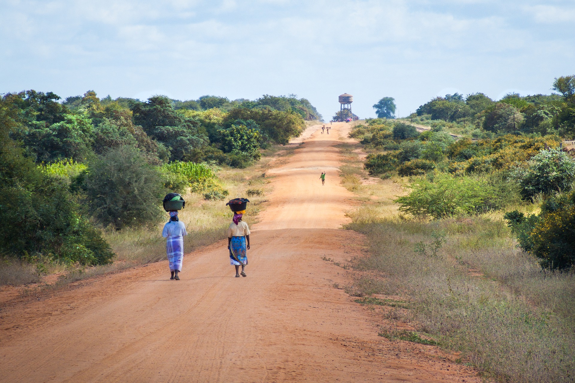 african-women-walking-along-road-2983081_1920.jpg