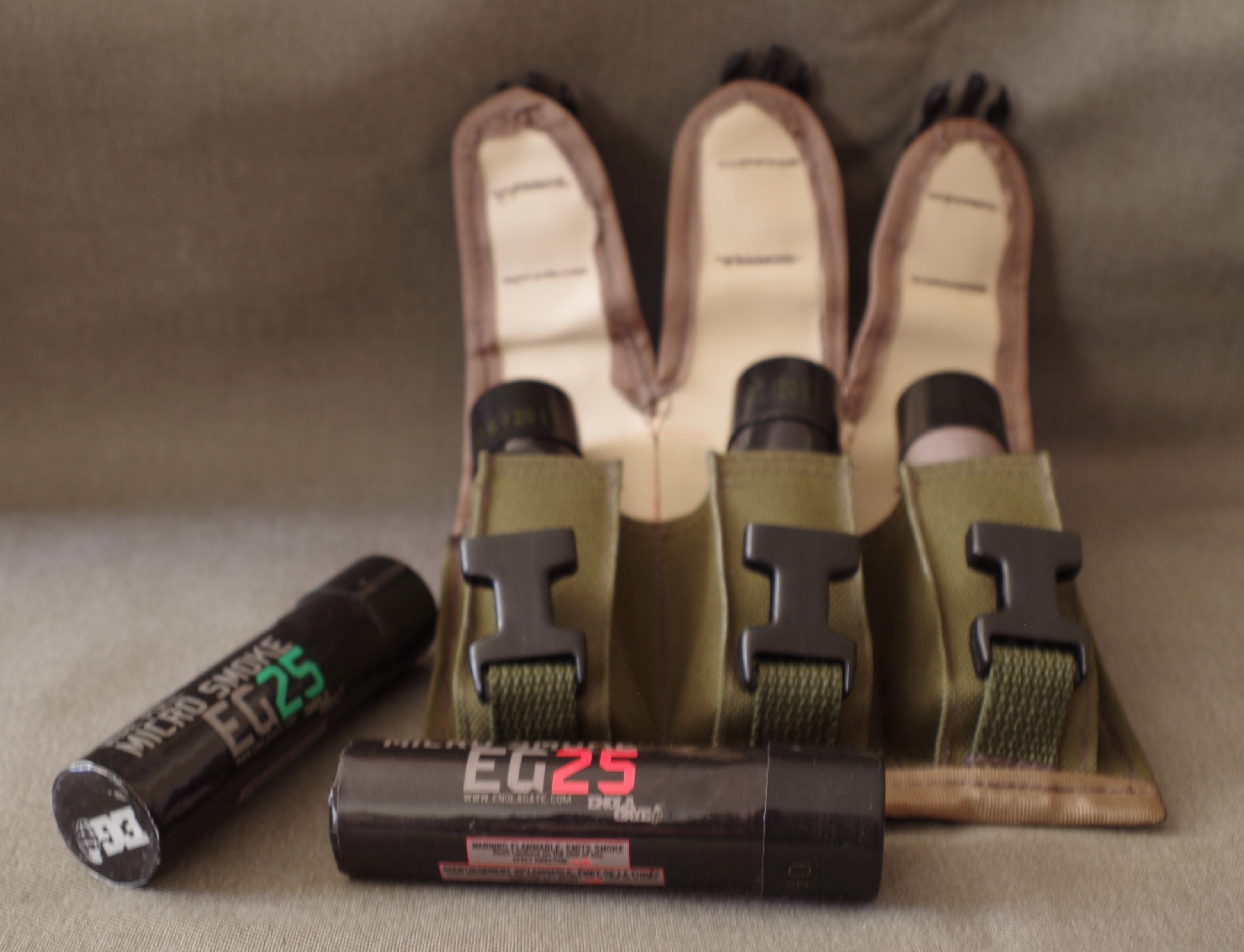 Micro Smoke Triple Pouch 16 Dec 2017 (9)_NEW.jpg