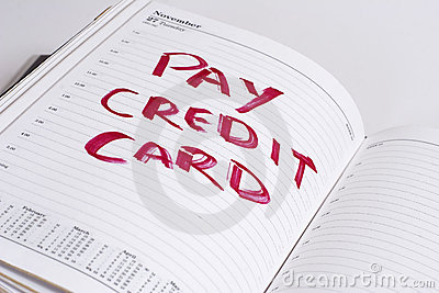 pay-credit-card-bill-3300221.jpg