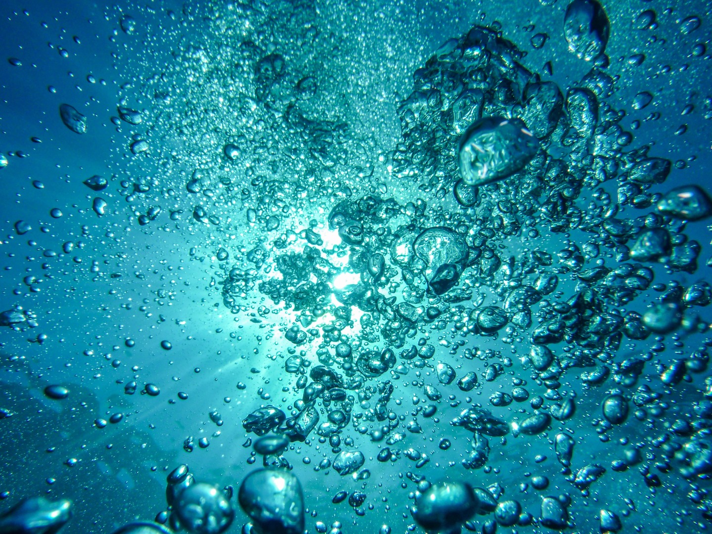 sea-water-drop-sun-diving-underwater-1000155-pxhere.com.jpg