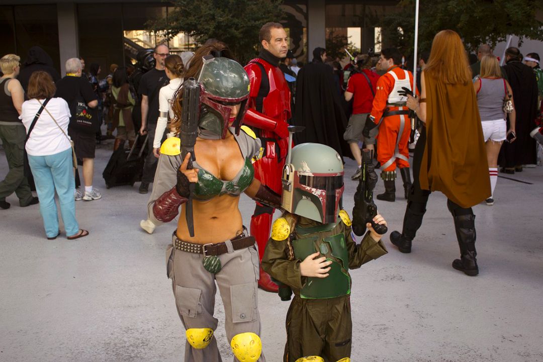 Lady Dane Boba Fett Social Media.jpg