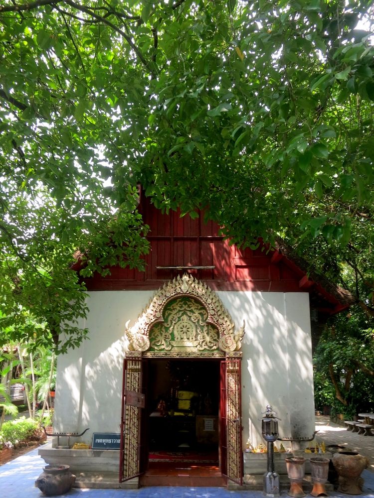 Wat Phra Sing Chiang Mai Thailand 20.jpg