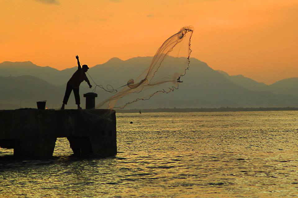 mencari sebakul ikan.jpg