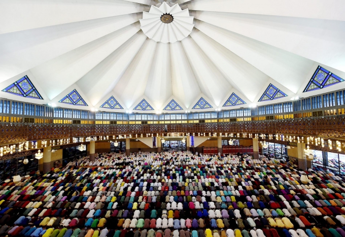 national-mosque-of-malaysia-680x467.jpg