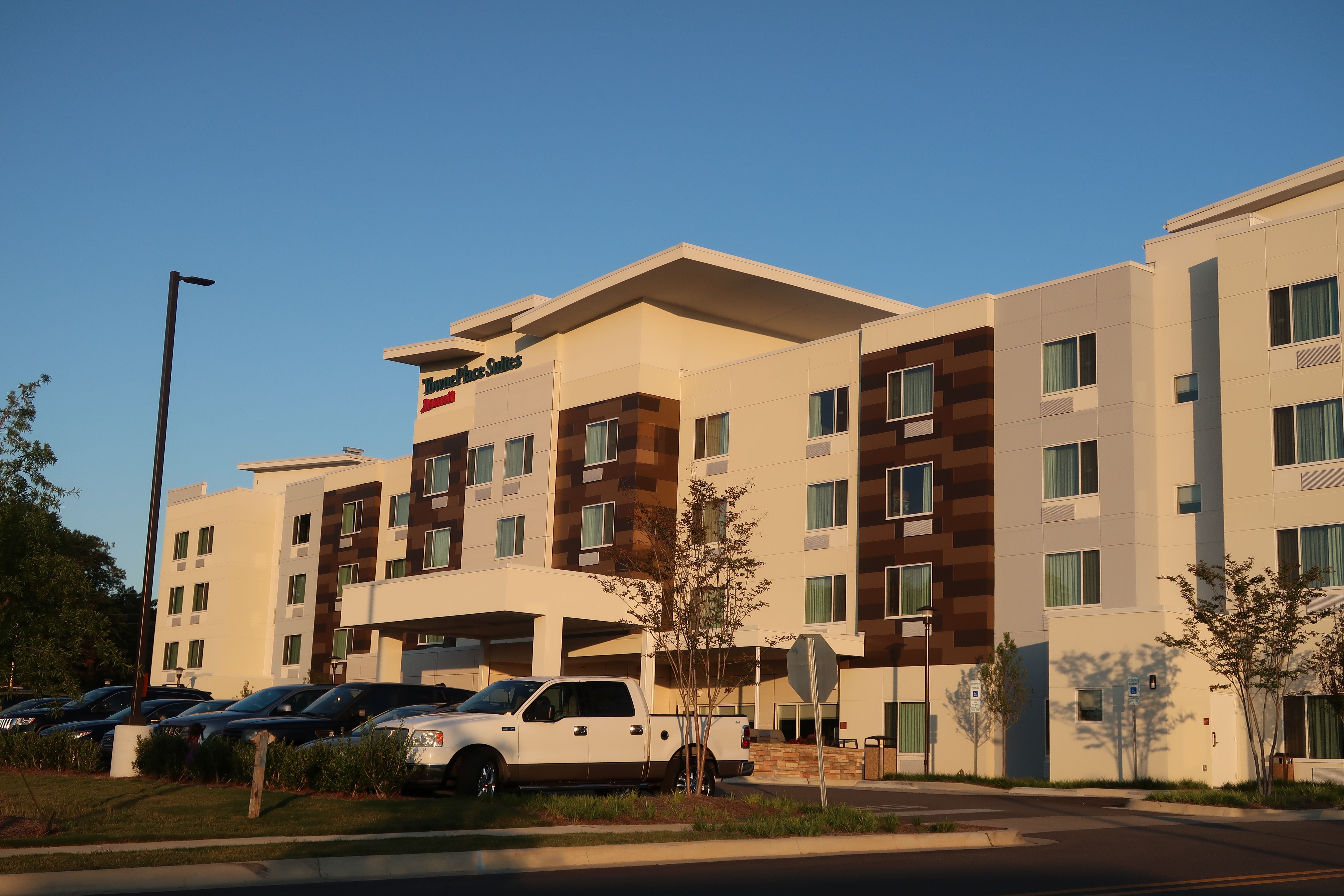 Looks brand new from the outside Towneplace Suites Marriott in Auburn, Alabama!.JPG