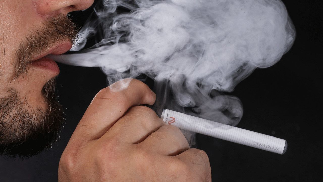 2111767321001_4786333561001_ecigs.jpg