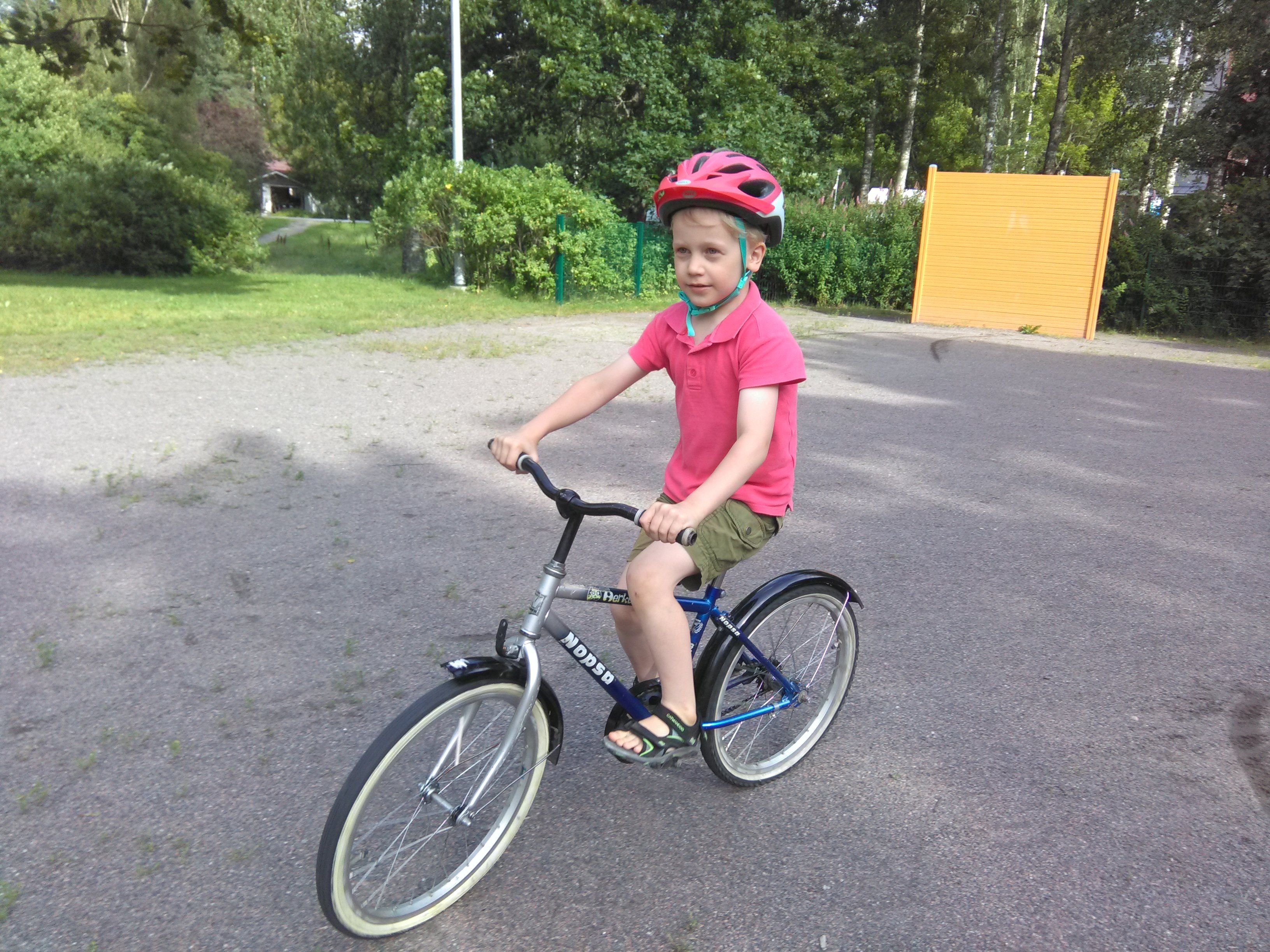 First ride without training wheels (56/365)