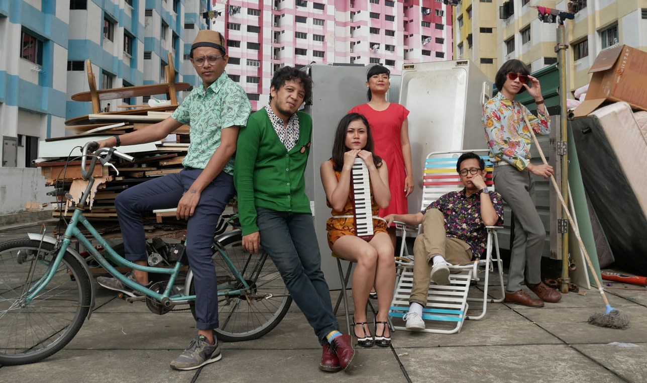 Biografi White Shoes And The Couples Company - Lorong Musik.jpg