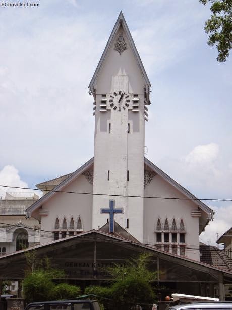 katedral-medan-1.jpg