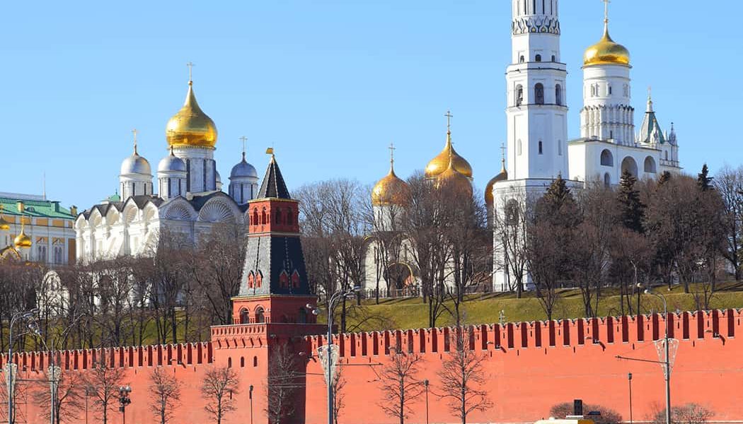 russia-kremlin-view-1050x600.jpg