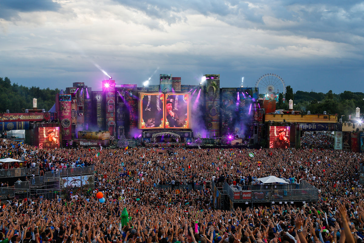 tomorrowland2012.jpg