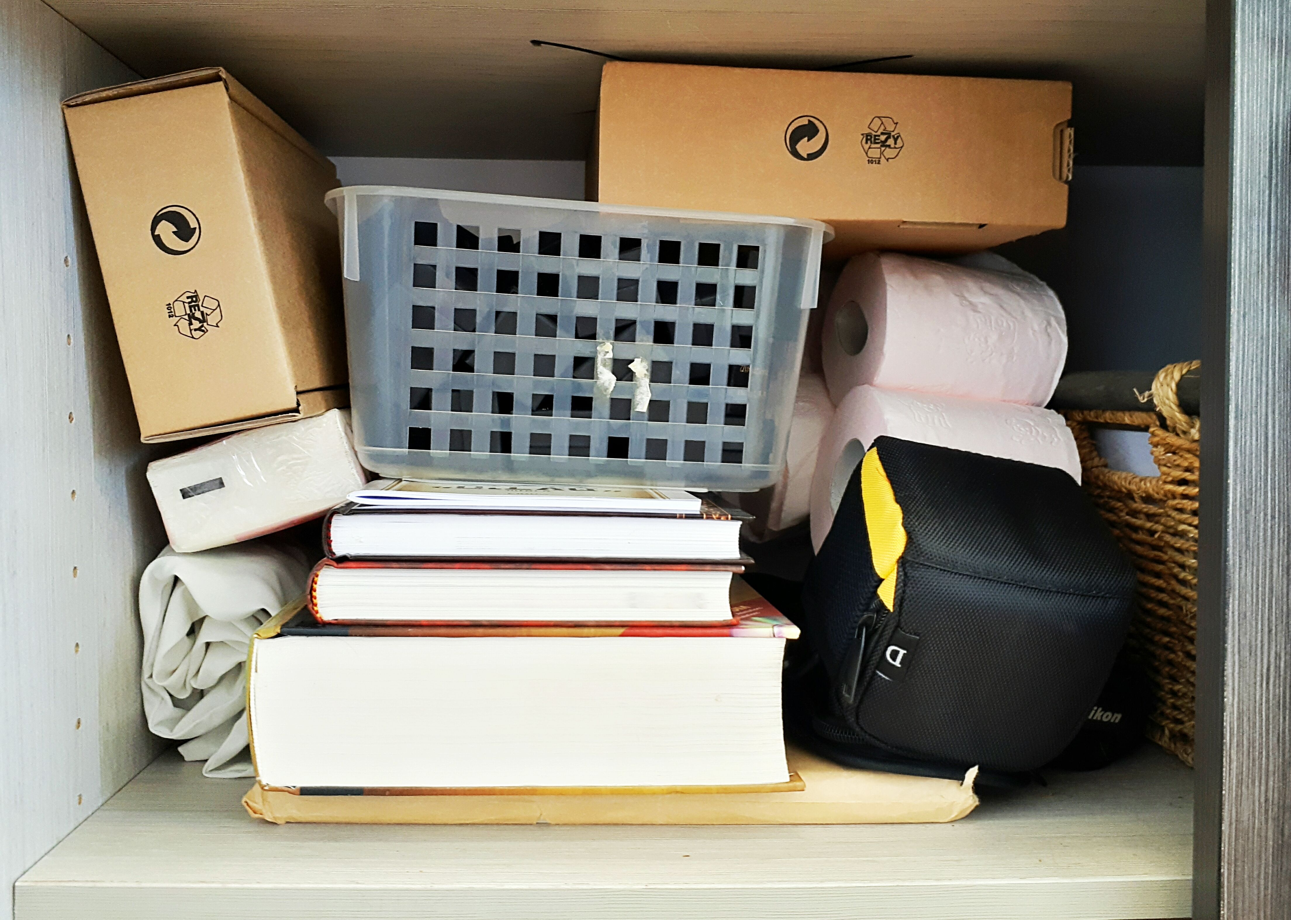 8 reasons to get rid of unnecessary things and become a minimalist