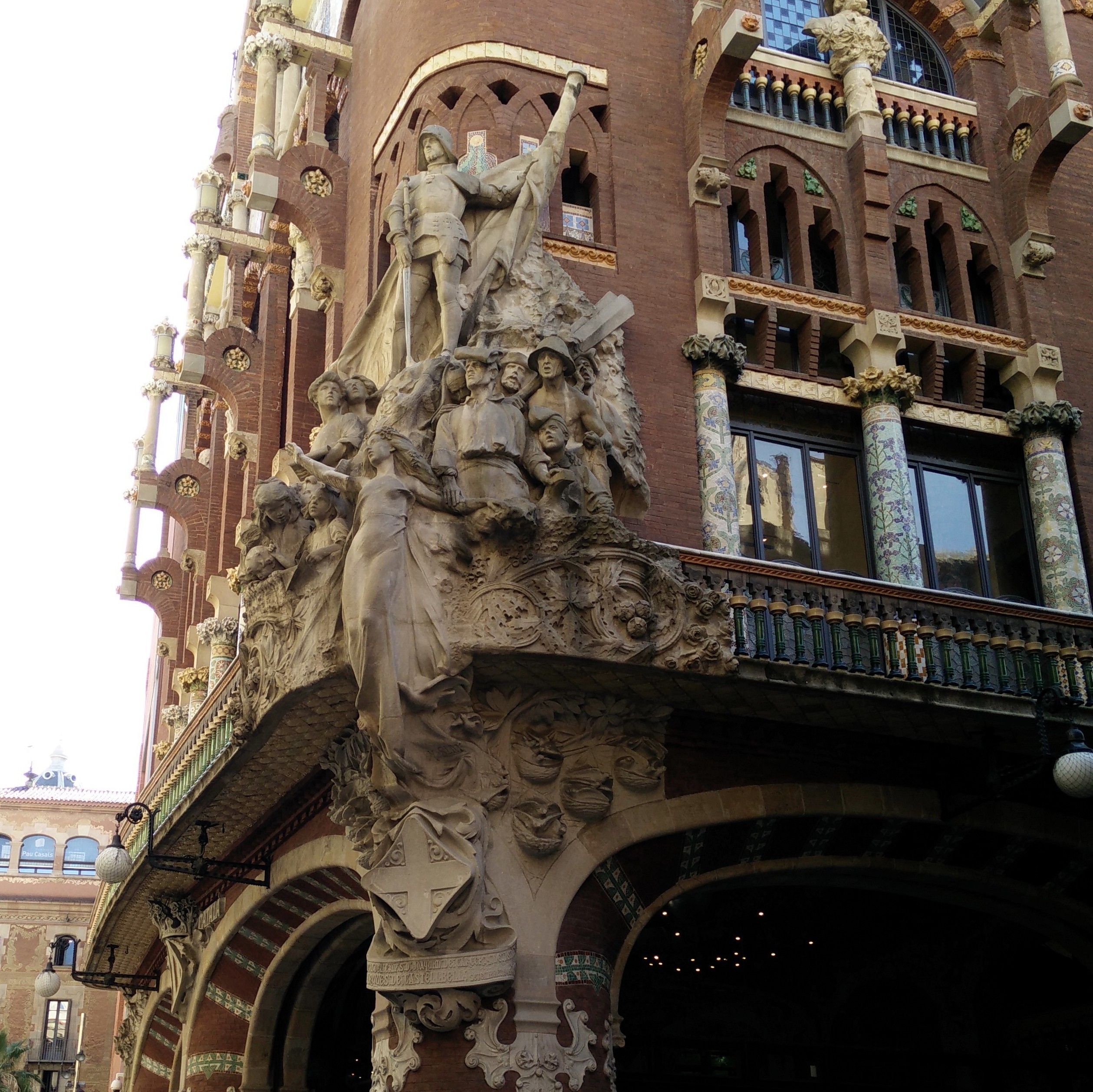 Beautiful statues in barcelona