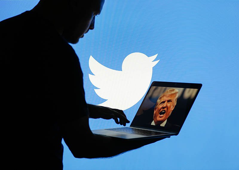 2018-TruNews-Twitter-Logo-Laptop-POTUS-Getty.jpg