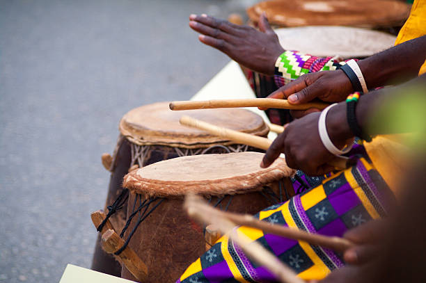 african-bongo-musician-picture-id475374202.jpg