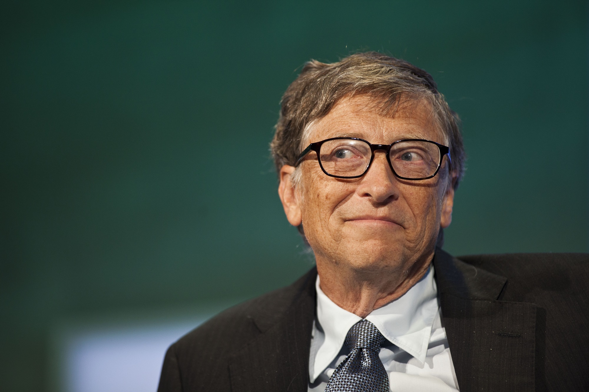 104461165-Bill_Gates_green.jpg