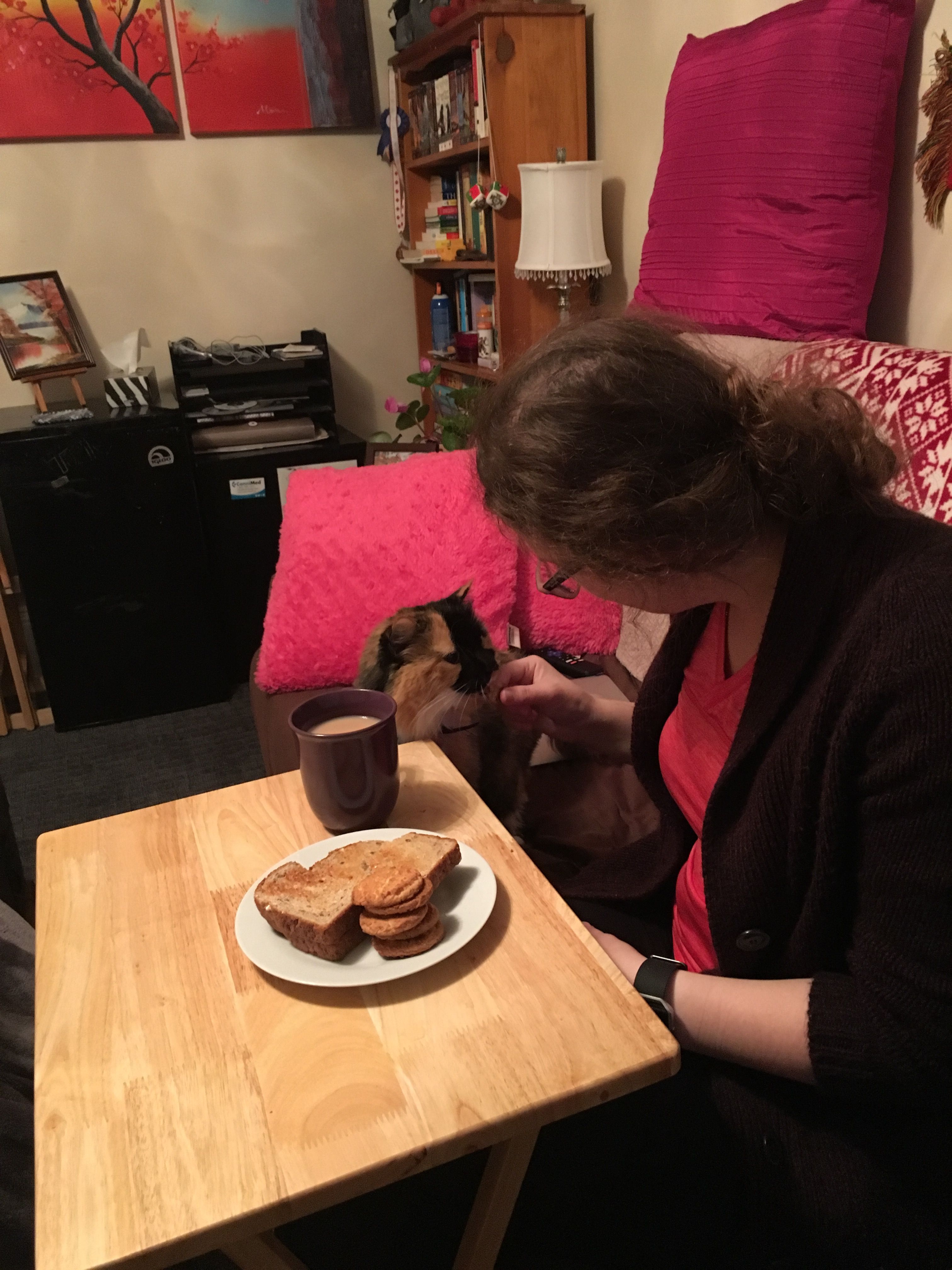Tori and Cleo breakfast.JPG