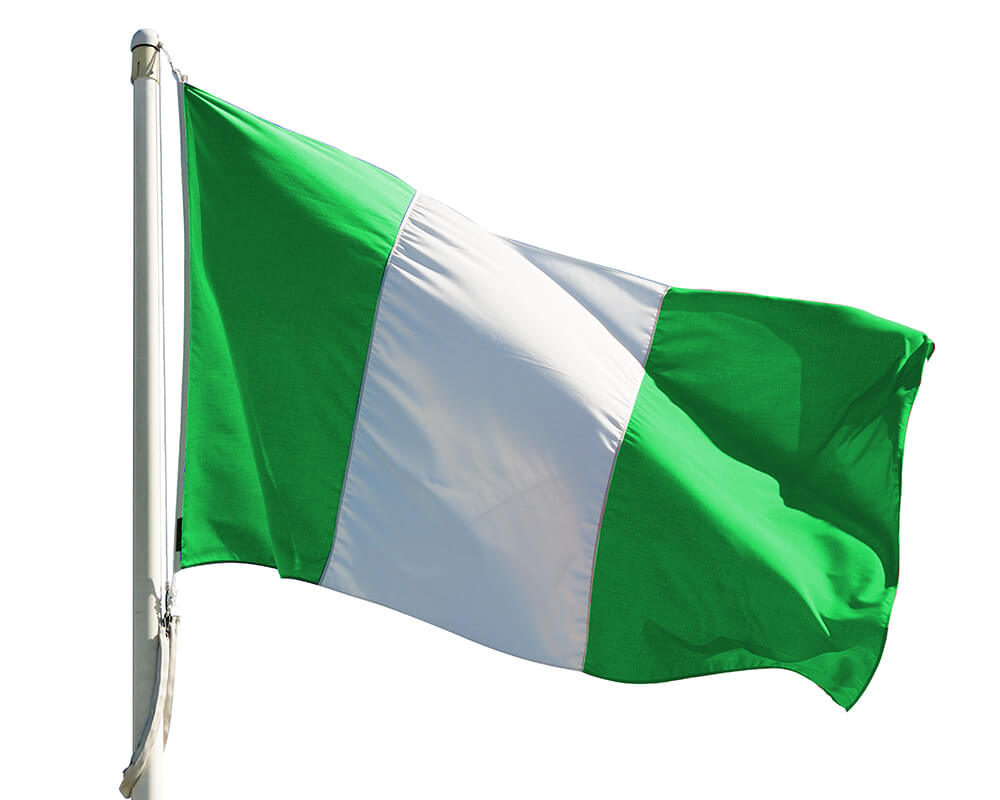 Как называется флаг зелено белый. Флаг Нигерии. Зеленый белый зеленый флаг абаш. Знамя зелено белый. Зеленый белый зеленый.