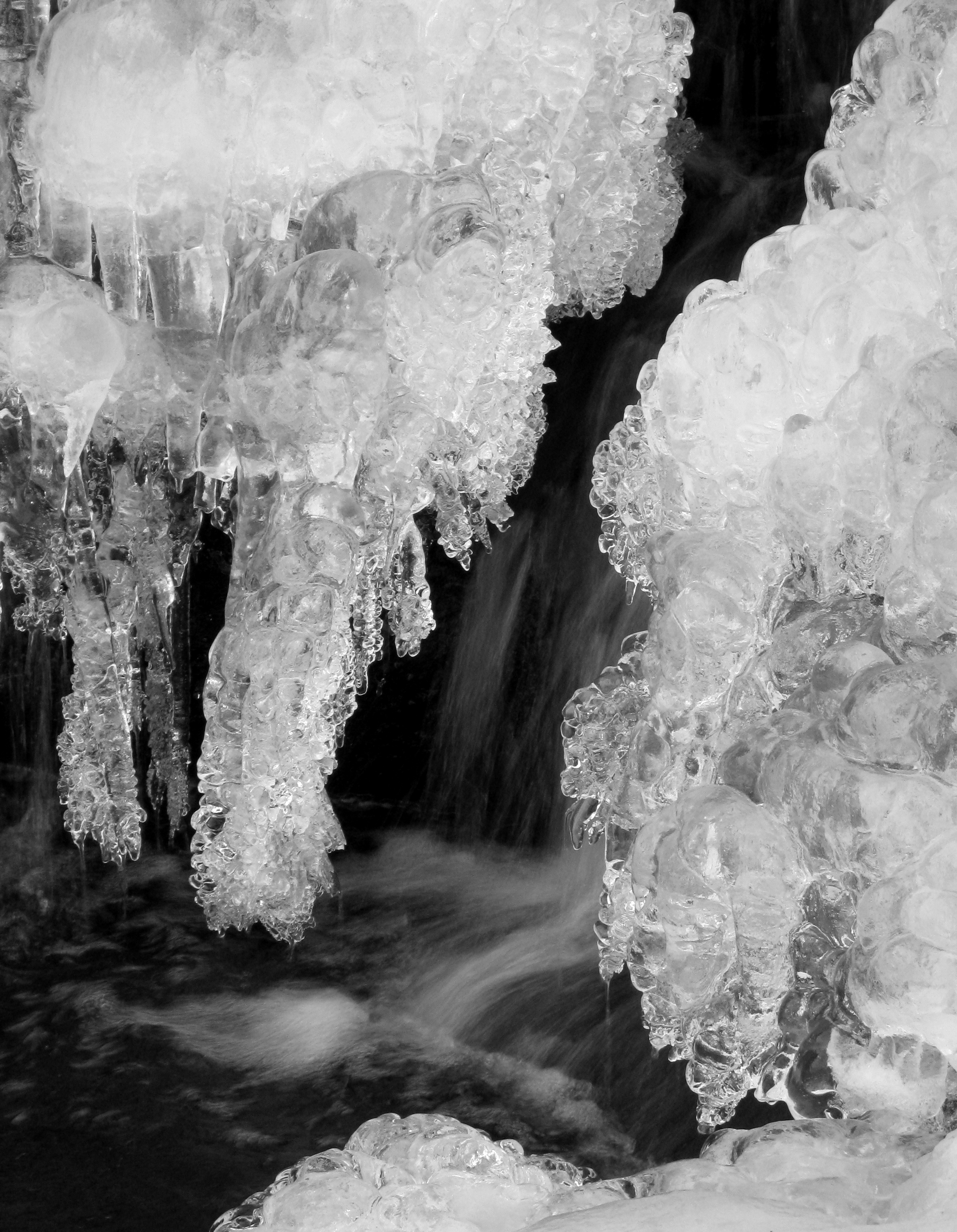 waterfall ice2.JPG