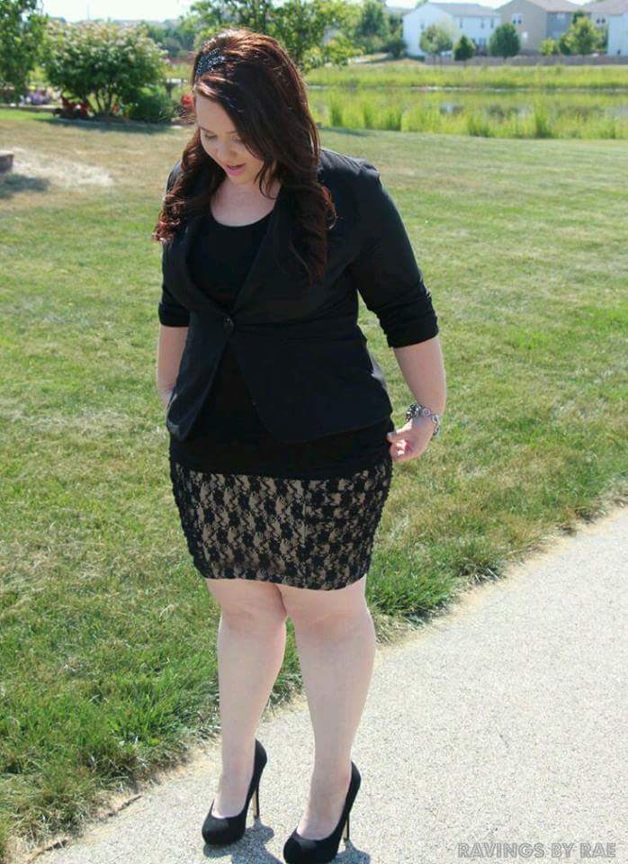 dress for fat girl to look slim