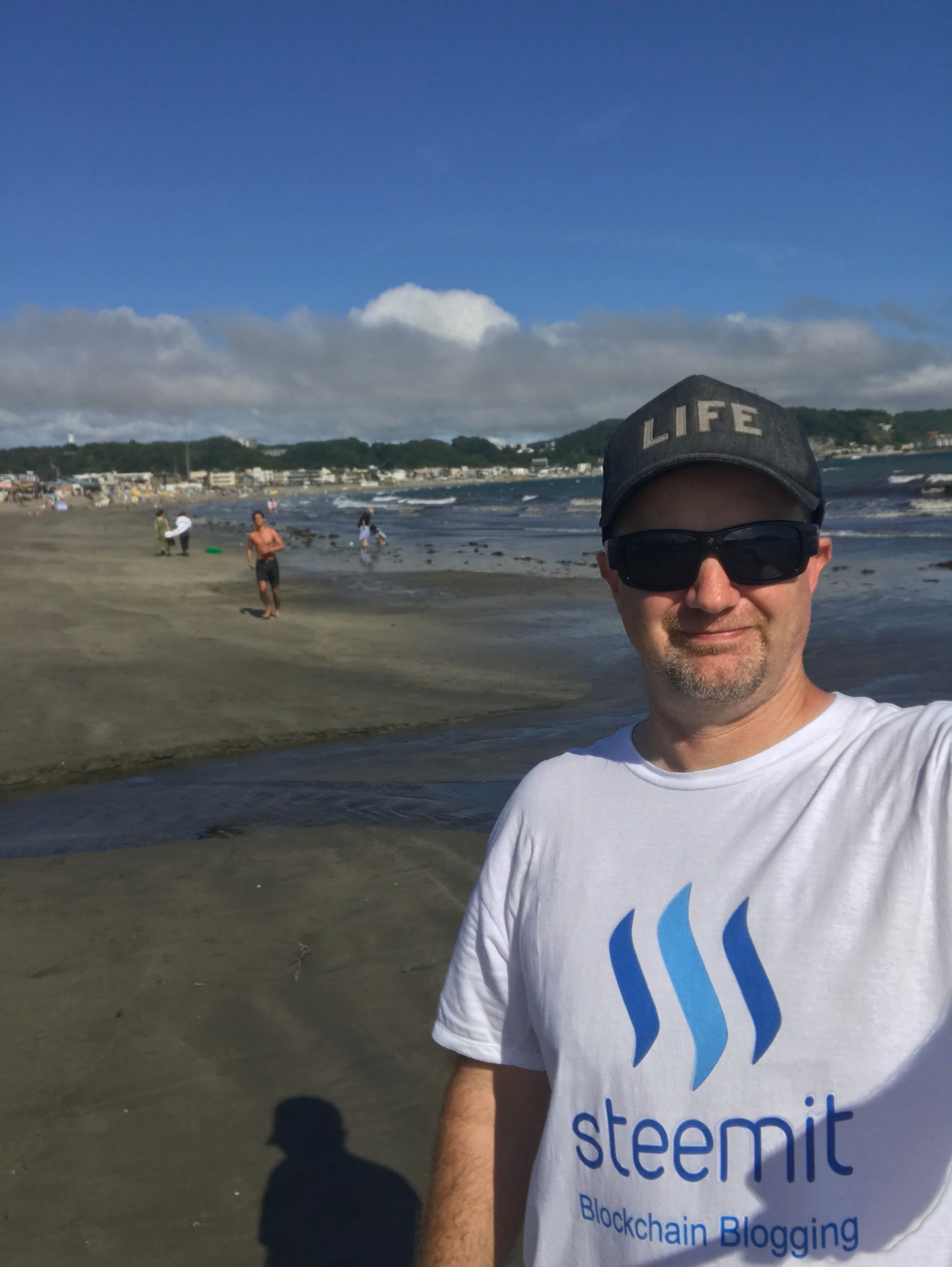 Kamakura, Japan P.5: A Rock Shop, The Beach & Lagunitas At Copen Local Base  Cafe! — Steemit