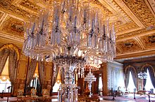 Dolmabahce_Palace_ced.jpg