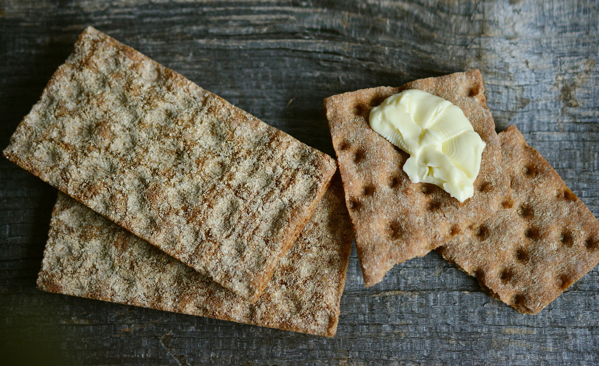 crispbread-3135132_1920.jpg