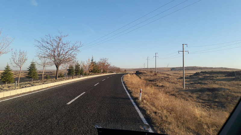 road-to-kapadokya.jpg