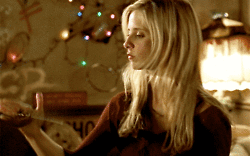 giphy (14).gif