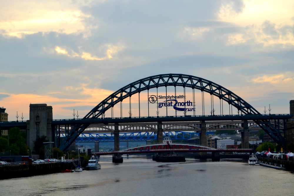 Newcastle upon Tyne bridge.jpg
