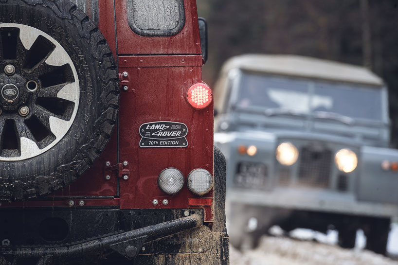 land-rover-classic-defender-works-designboom-15.jpg