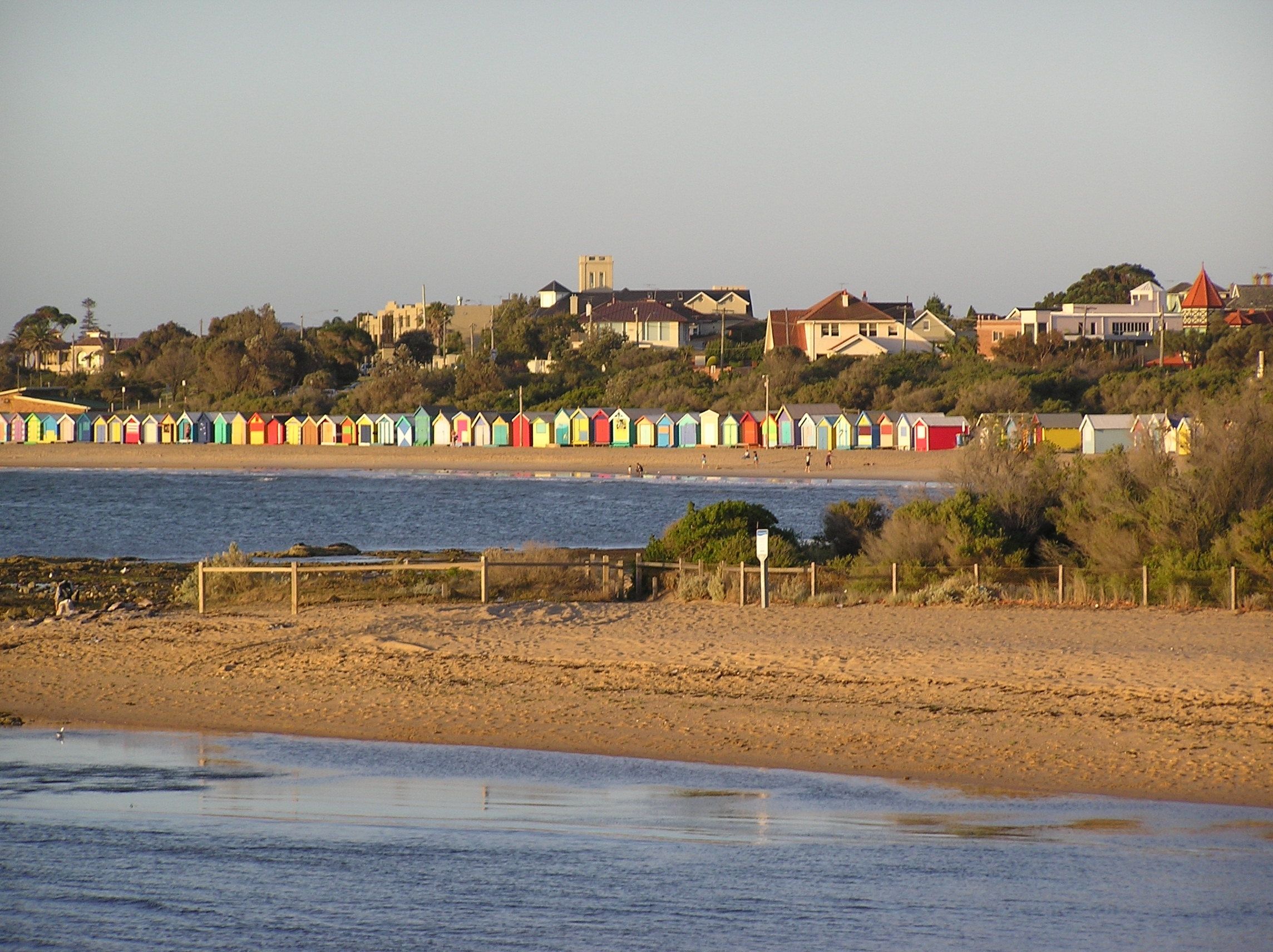 Boat_Houses_at_Brighton_Beach.jpg