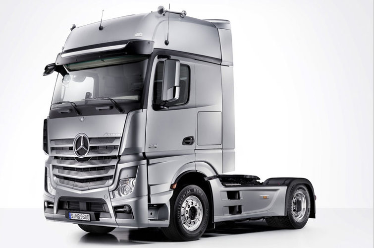 software come beach WORK] #2 My company's fleet - Mercedes Actros mp4 — Steemit