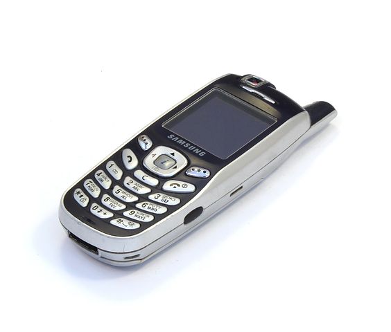 cellphone-1503826__480.jpg