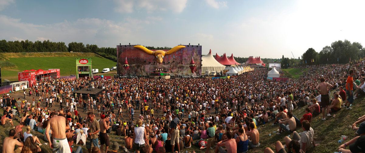 tomorrowland2008.jpg