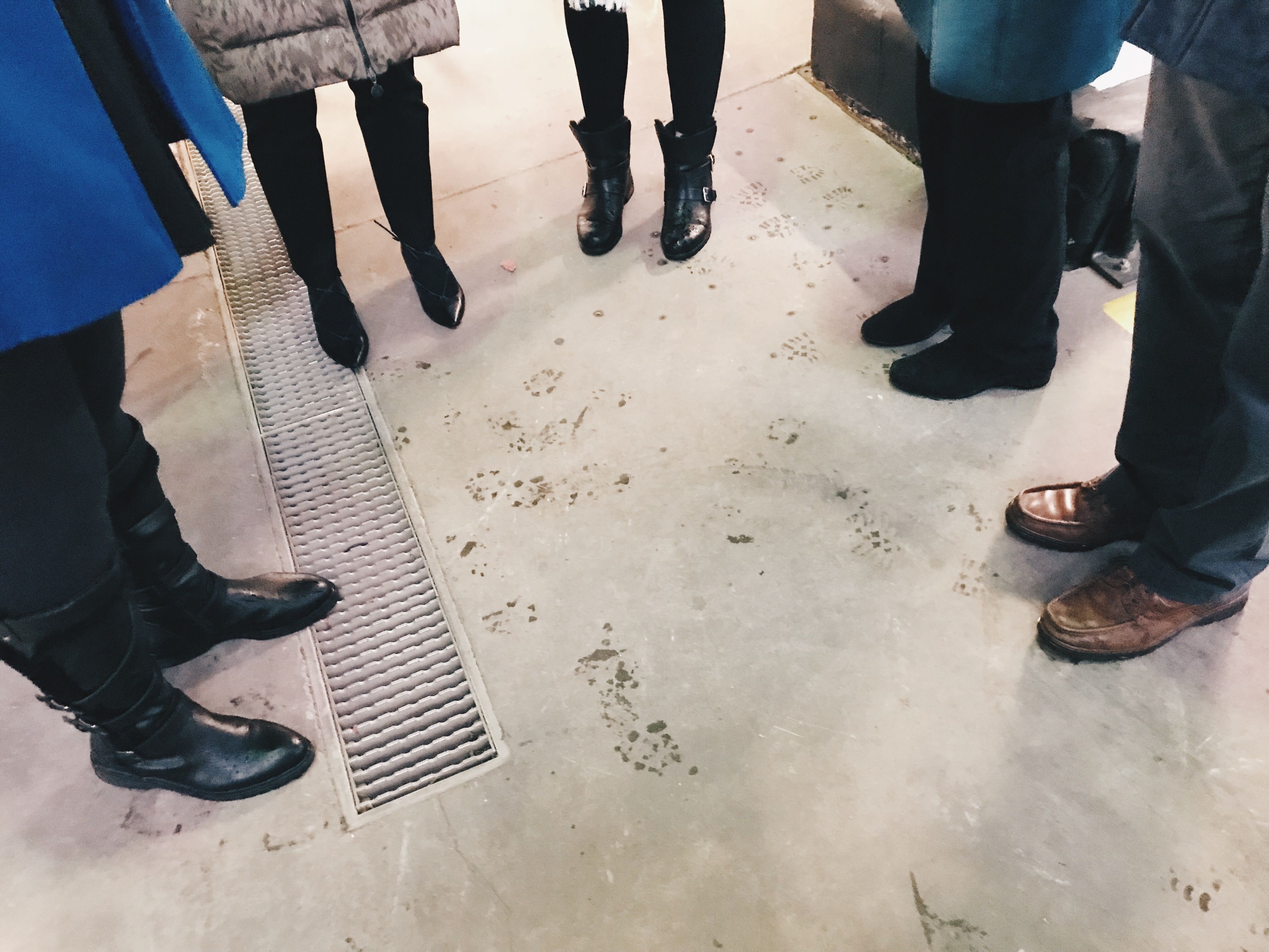group-of-feet
