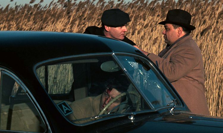 clemenza-leave-gun-take-cannolis.jpg