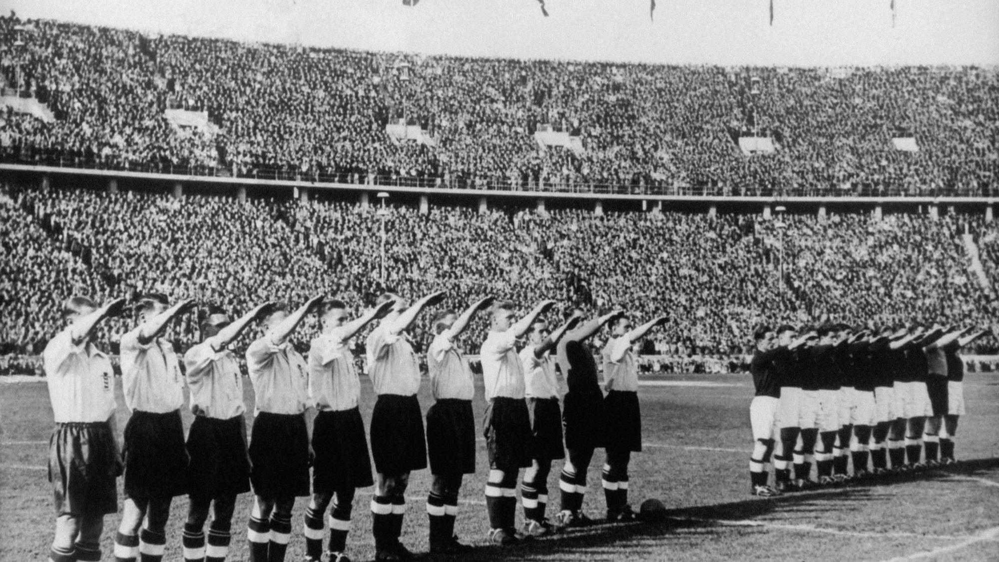 england nazi salute.jpg