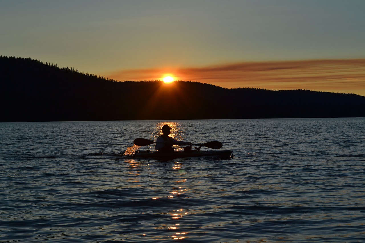 sunset-2831769_1280.jpg