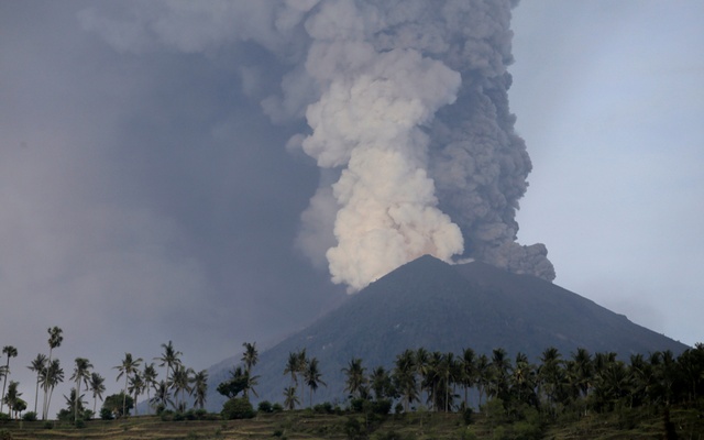 Indonesia-volcano---1.jpg