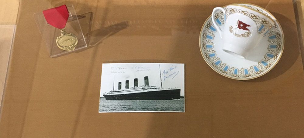 Titanic Comprehesive Memoribilia Case_MH1.jpg