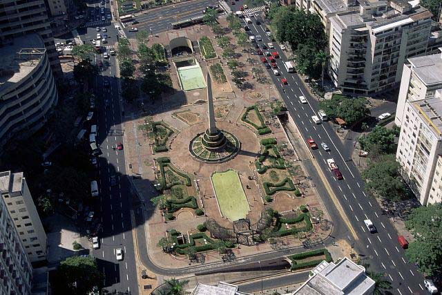 Altamira_alcaldiadechacao2002.jpg