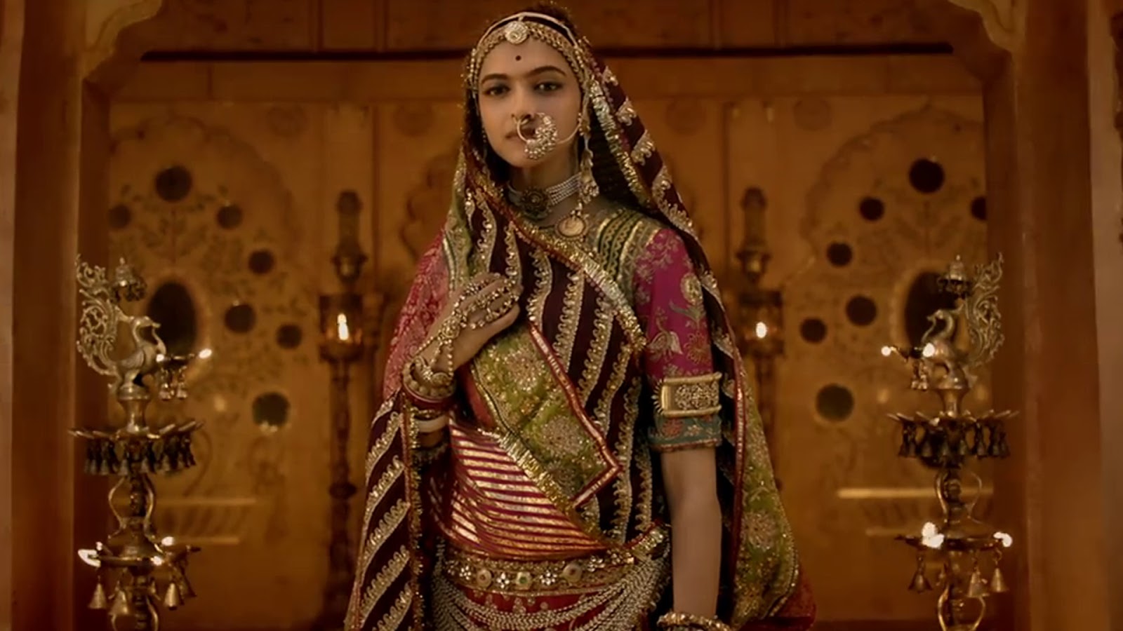 Deepika Padukone Widescreen HD Photo Of Padmavati 2017.jpg