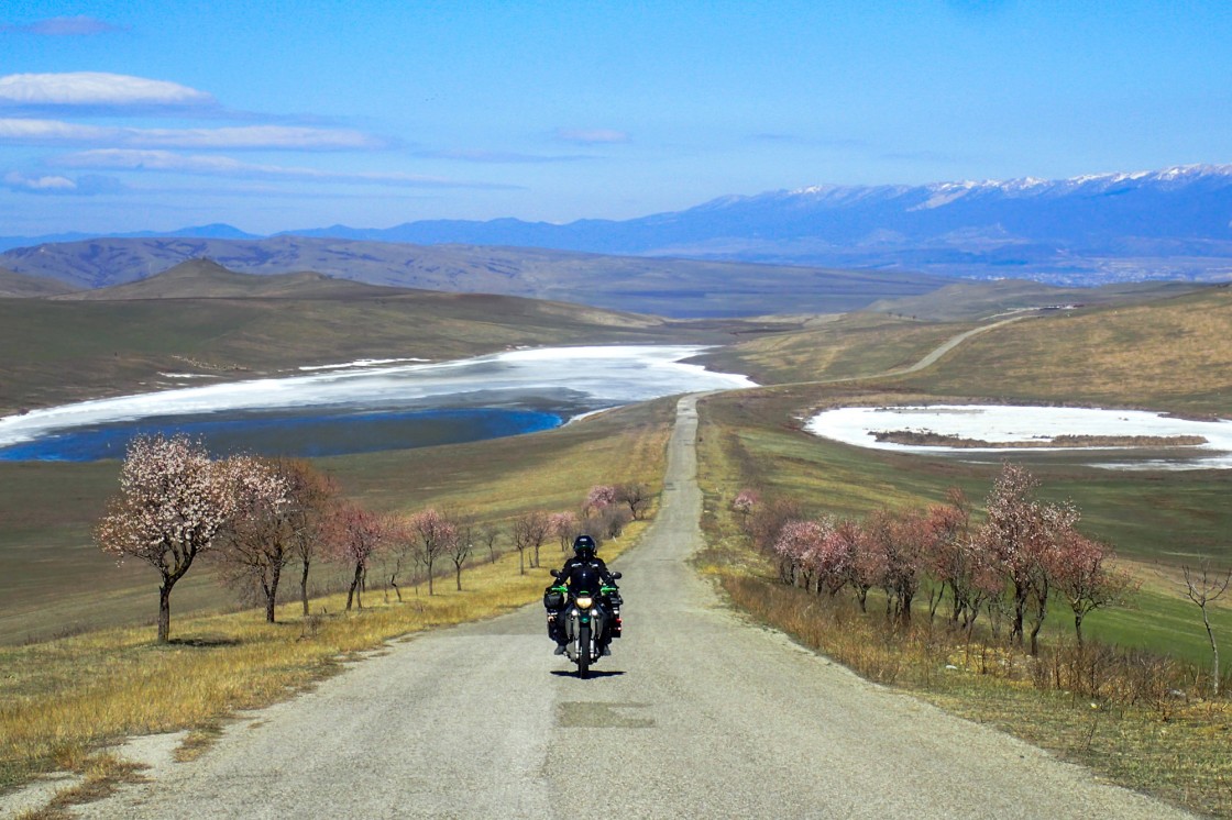 Riding some lonley roads in Georgia_1.jpg